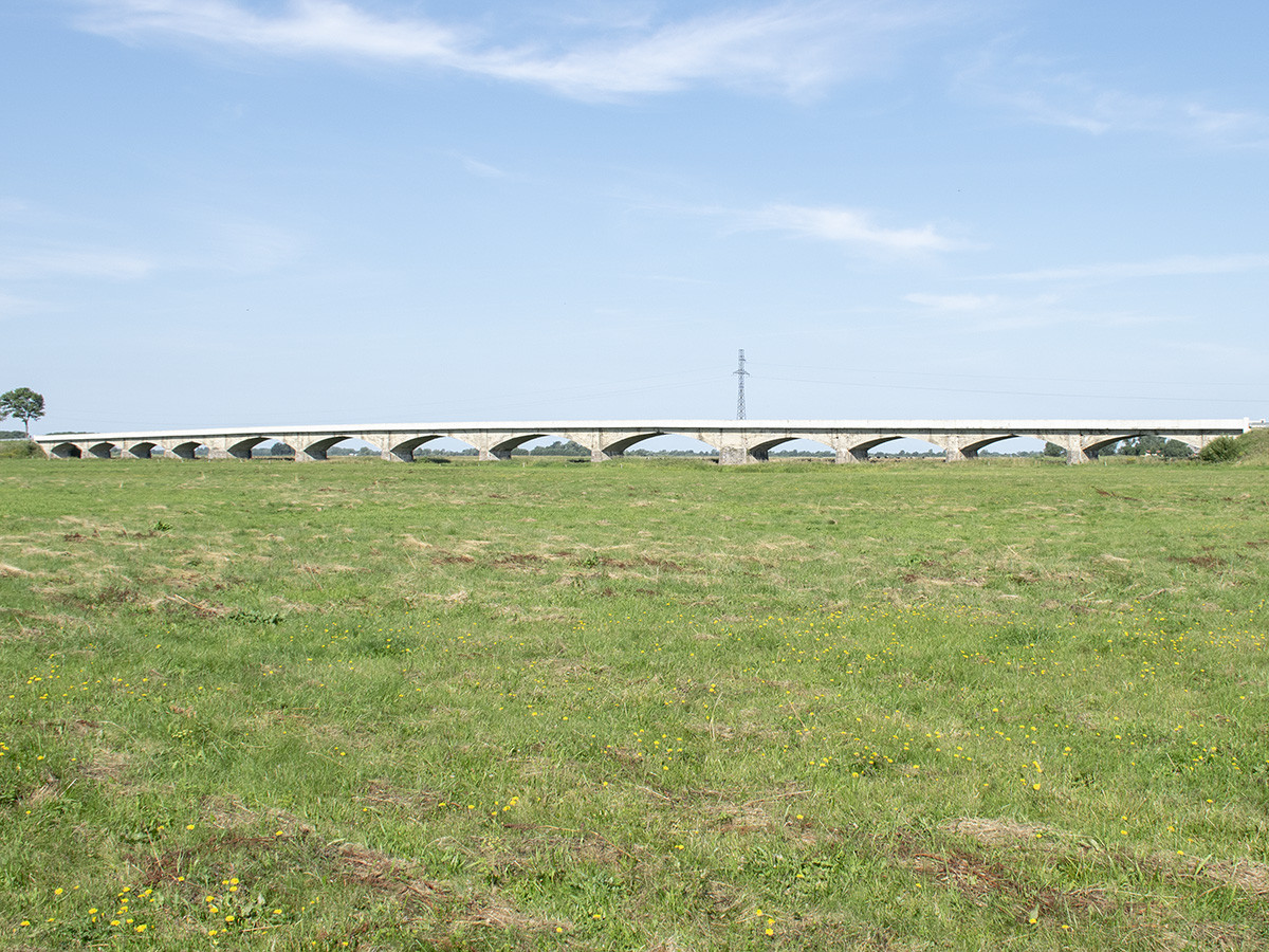 Prezidento Kazio Griniaus tiltas Šlažų kaime