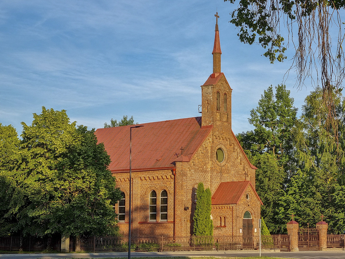 Šv. Kryžiaus katalikų bažnyčia Šilutėje